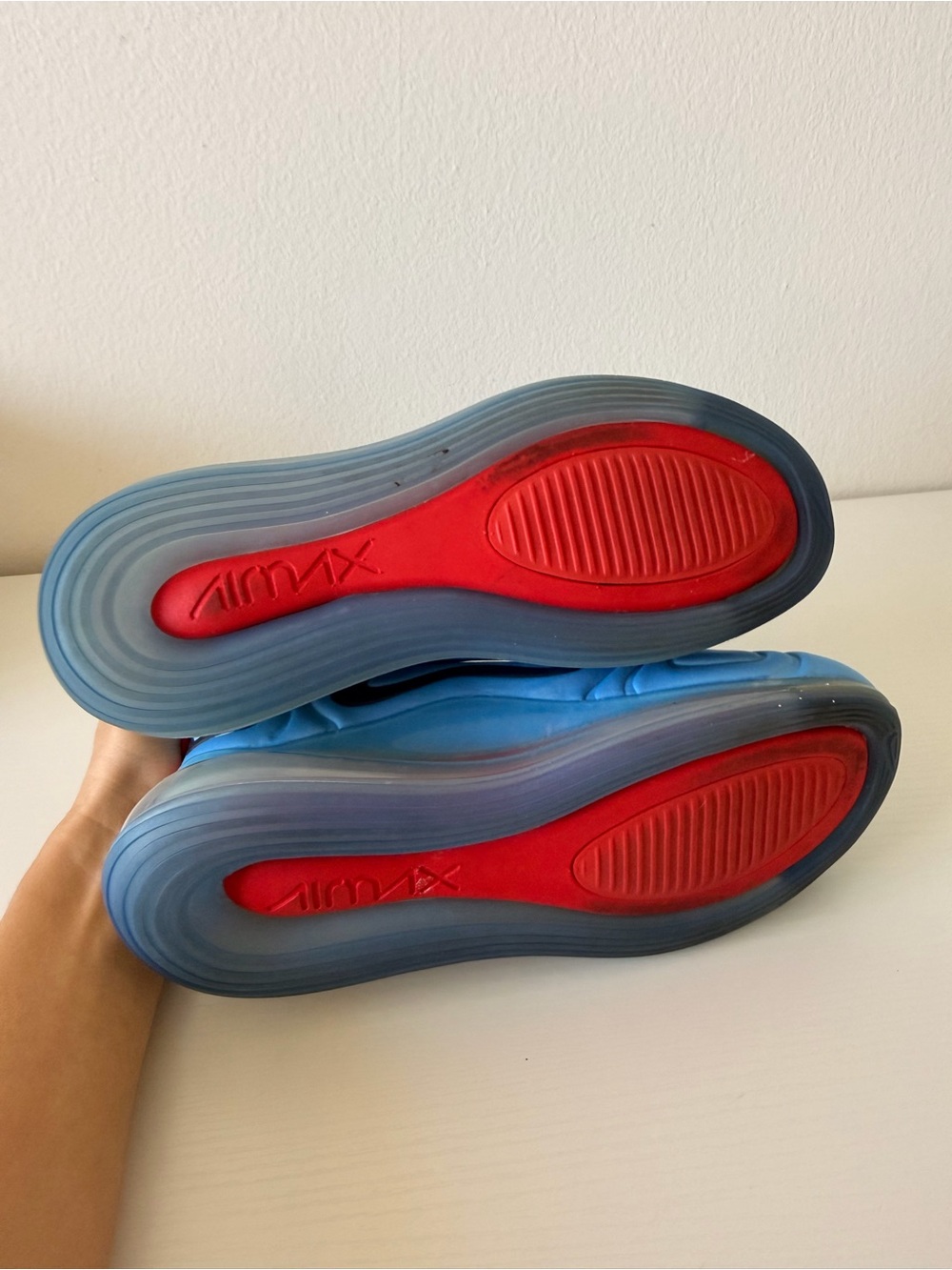 Nike Blue and Red Air Max 720 Sneakers Size 8.5 (25.5cm) - Picture 8 of 11